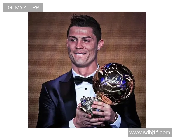 微信足球球星C罗独家头像亮相，展现无与伦比的足球魅力与风采