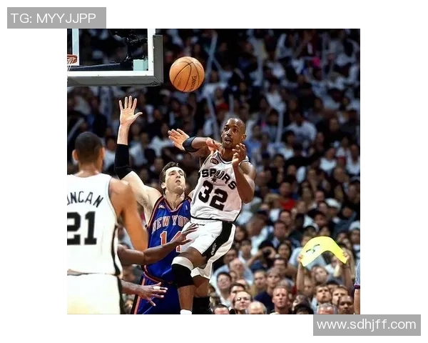 昔日马刺功勋球星荣耀回顾见证绿茵与篮球精神交融魅力