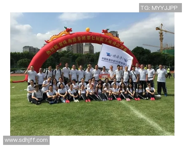 雷恩足球球星闪耀赛场引领球队奋勇拼搏再创辉煌 雷恩足球球星闪耀赛场引领球队奋勇拼搏再创辉煌